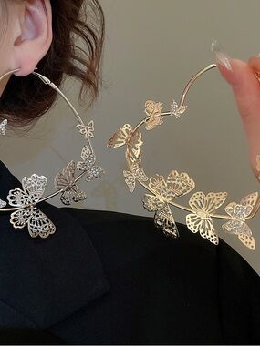 Gold Butterfly Hoop Earrings - Elegant Women's Accessory